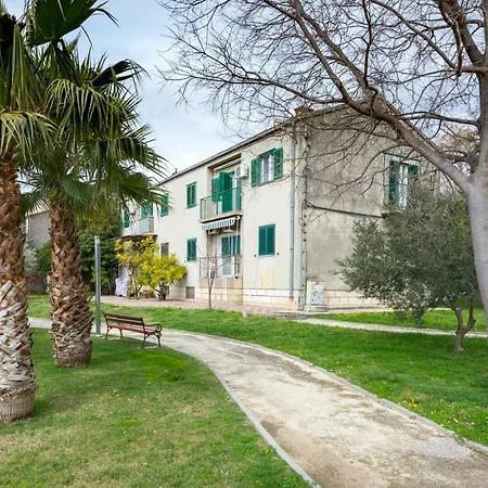 Apartman Park