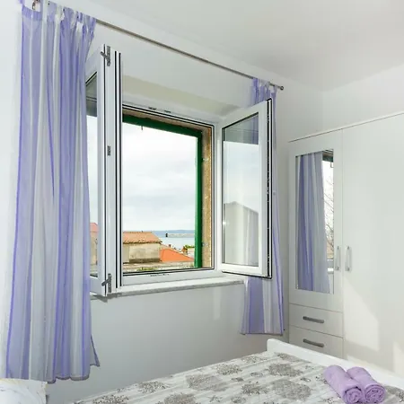 Park Apartment