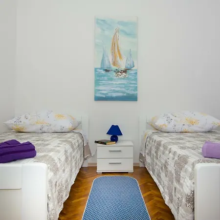 Apartment Park Kastela