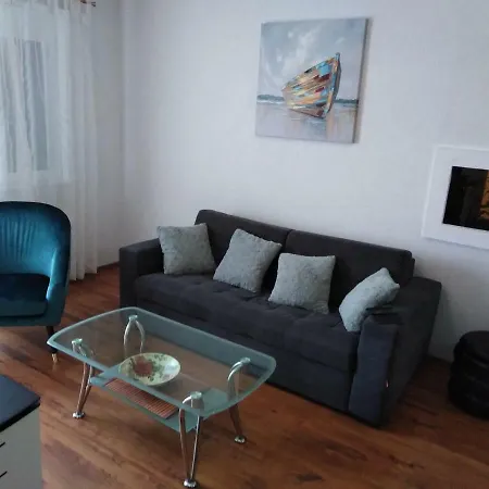 Apartment Park *